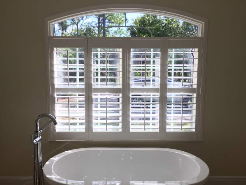 Window Covering by Master Bath Tub